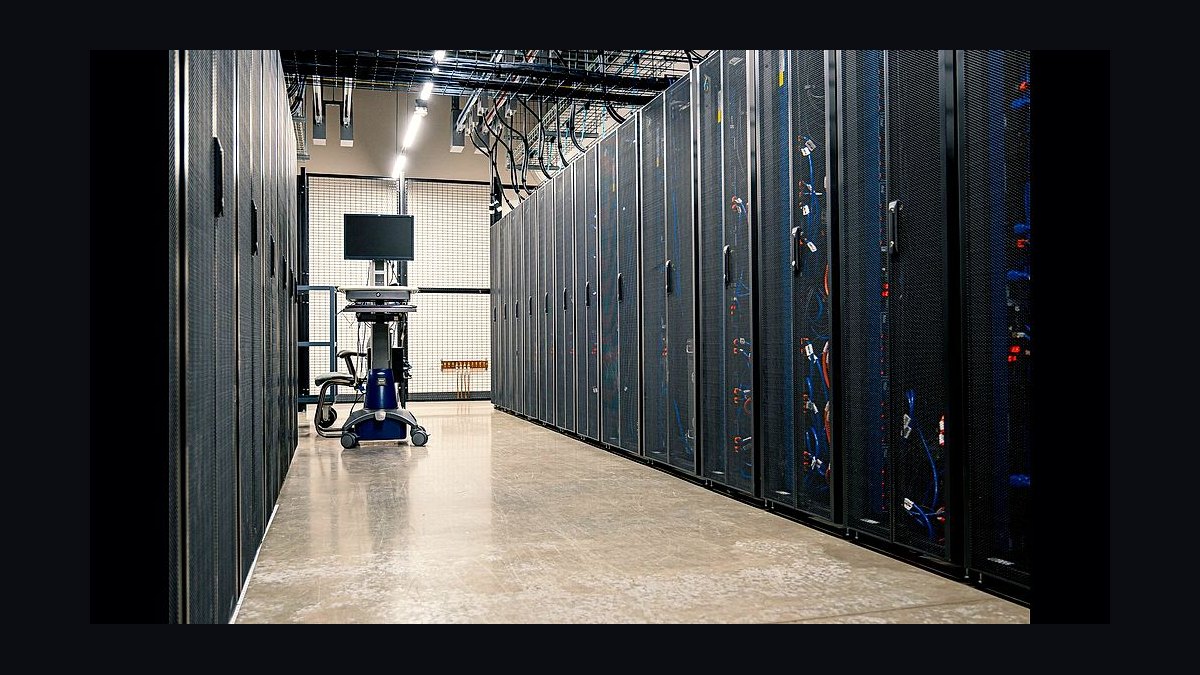 Federal comms integrator cybersecurity gaps — STIG and zero-trust compliance in 2027