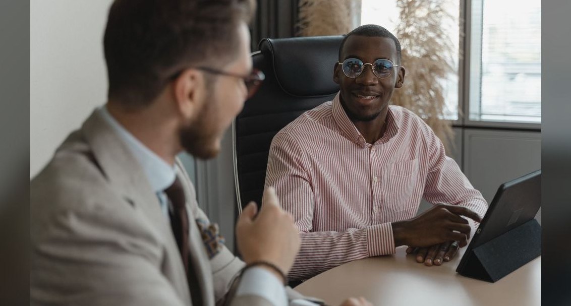 What's the right way to interview an AE candidate when you don't have a pipeline they can role-play against?