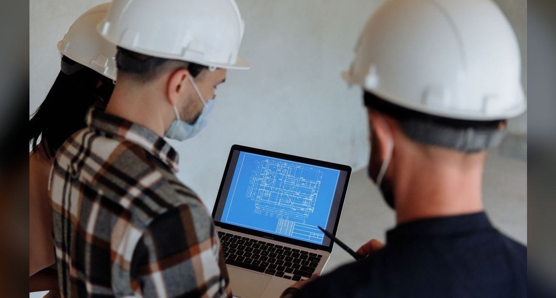 What's the right capacity-planning model for a 50-rep org in 2027?