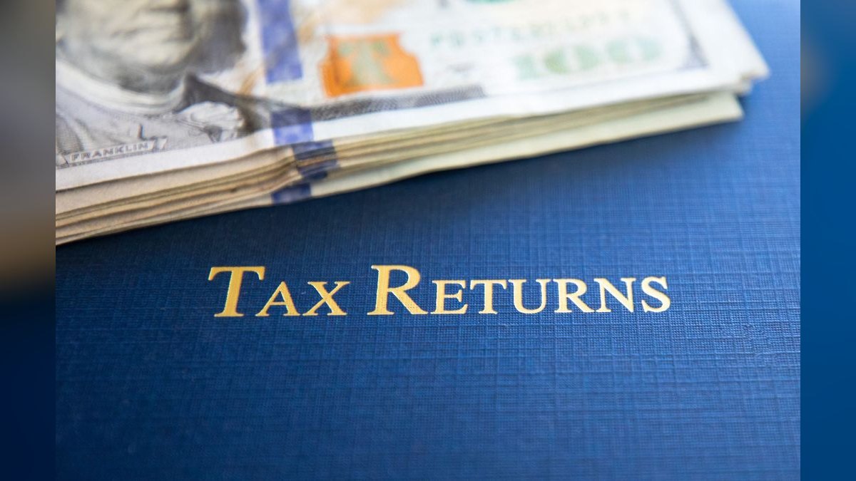 What's the realistic per-return pricing for an independent tax prep firm, and how do you scale beyond seasonal income — figure 5