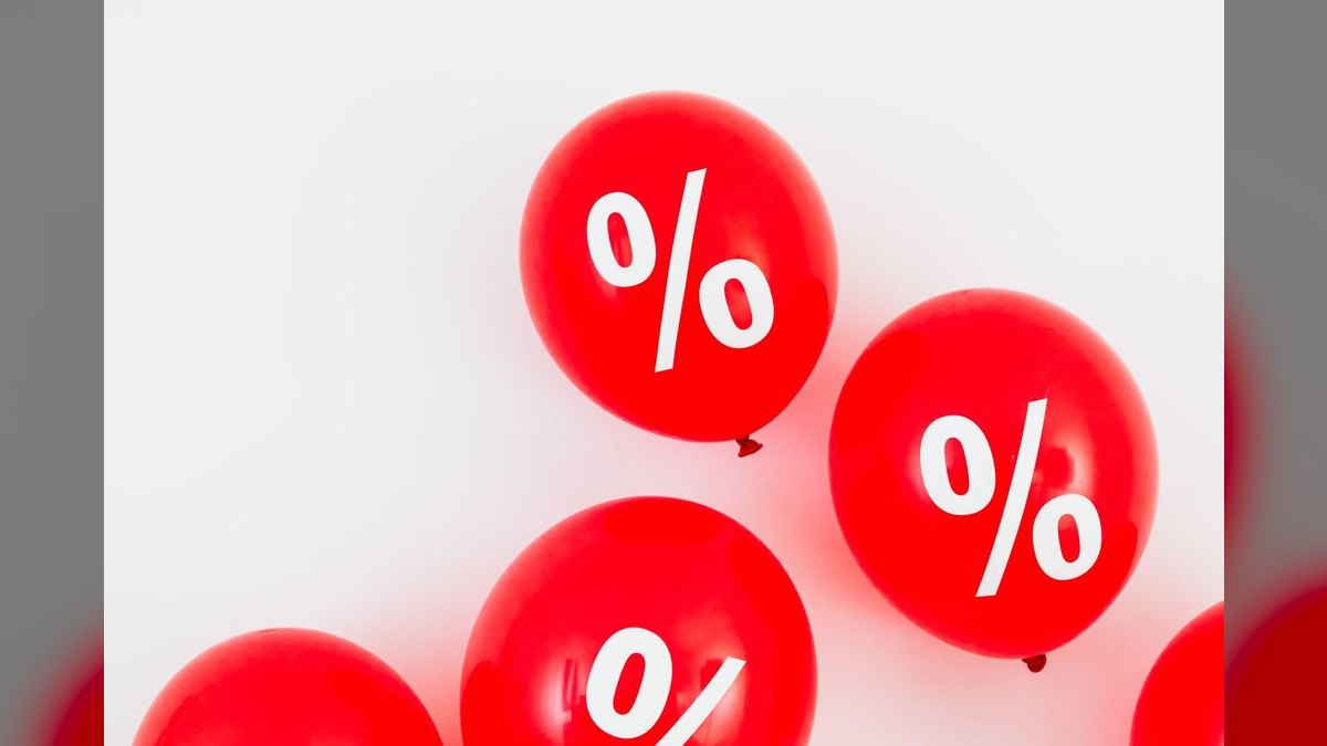 What's the right discount-approval matrix when AEs need 20% off to close 70% of mid-market deals — figure 4