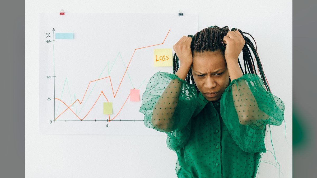 How do you run a win-loss program internally without hiring an outside firm — and what's the trade-off — figure 1