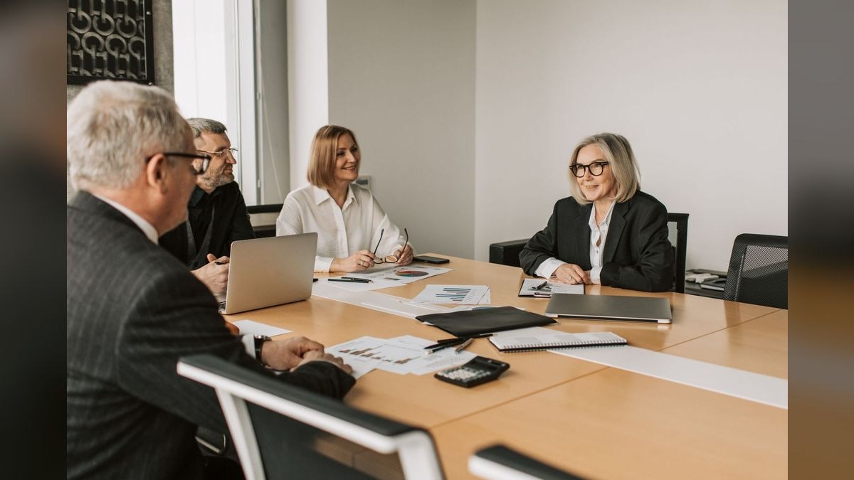 How'd you fix Rent the Runway's revenue issues in 2026 — figure 4