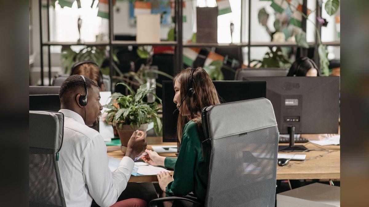 What is Salesloft Rhythm Agents and what does it do for RevOps in 2027 — figure 2