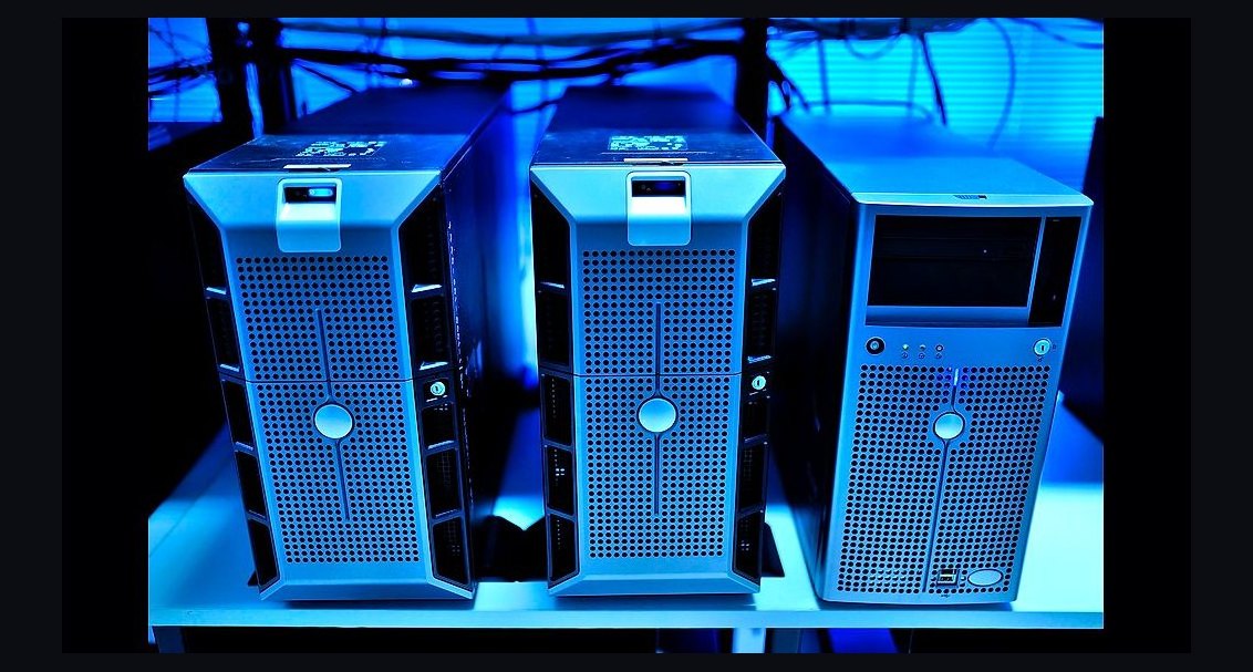 How do you decide between single-vendor stack vs best-of-breed in 2027?