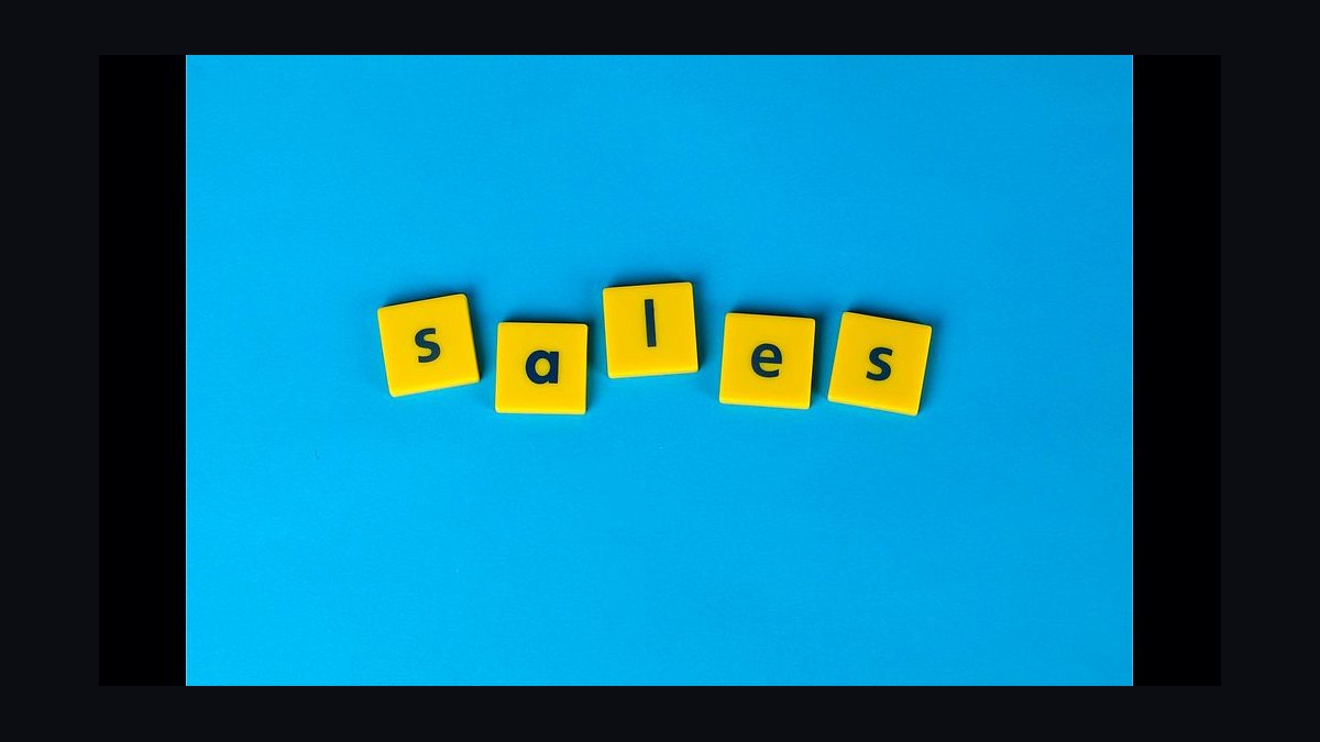 How do you operate sales during a system outage during end-of-quarter in 2027?