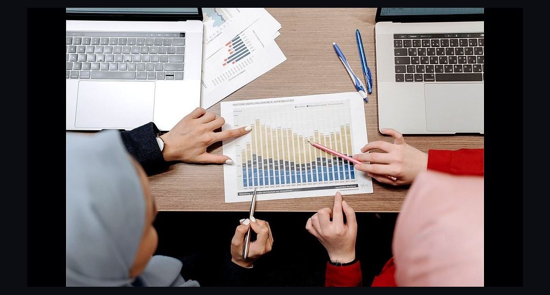 How should a 2027 sales org distinguish ICP fit vs intent vs need?