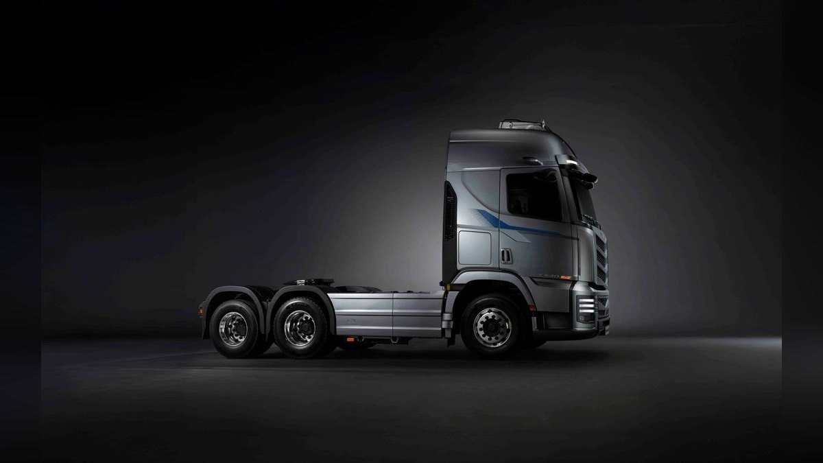 How'd you fix Nikola's revenue issues in 2026 — figure 2