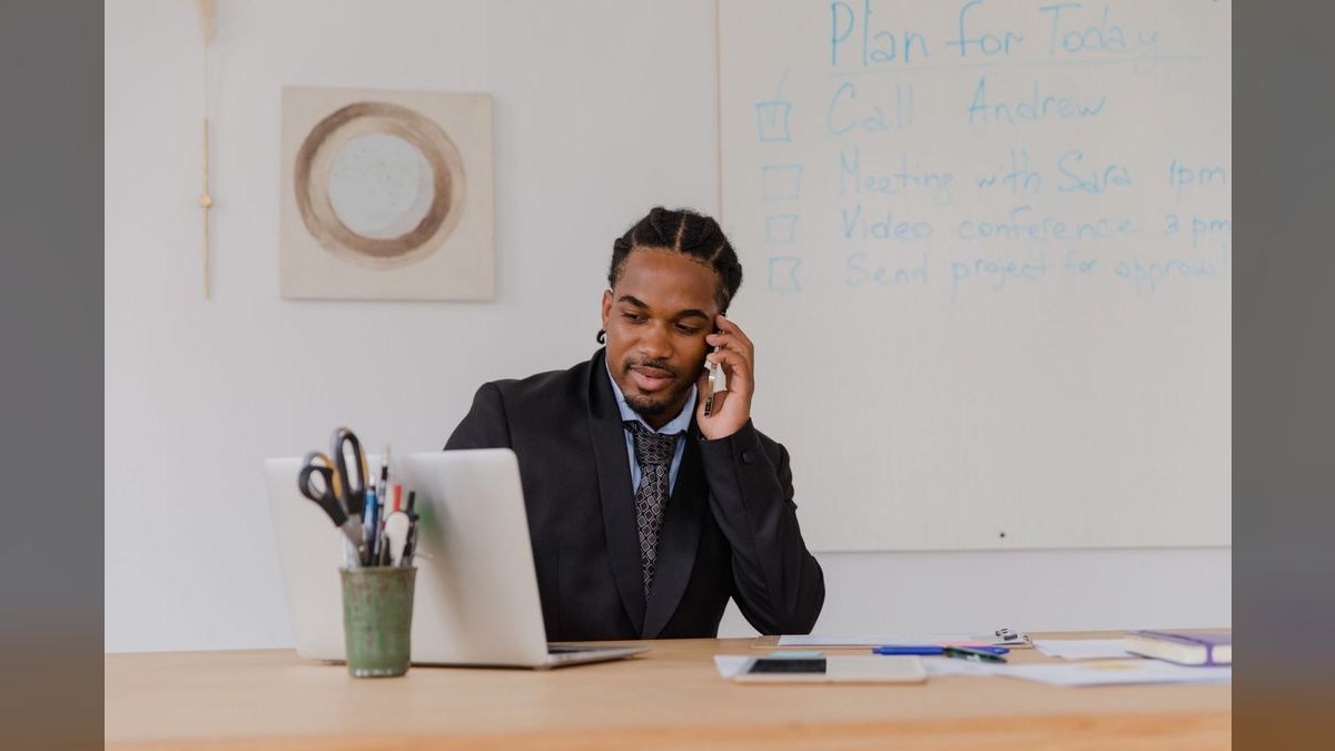 How do I run a sales kickoff that actually changes behavior — figure 3