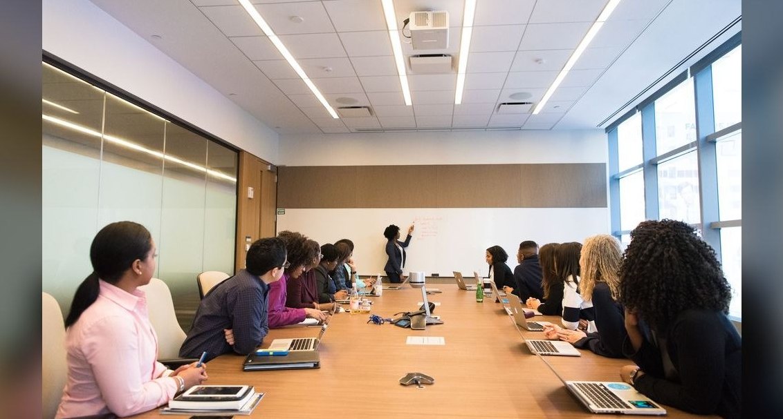 How do I run a sales kickoff that actually changes behavior?