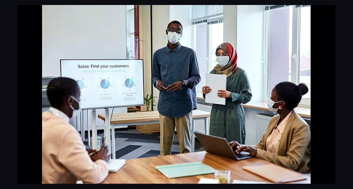 How should a 2027 GTM team build joint persona programs across sales and marketing?