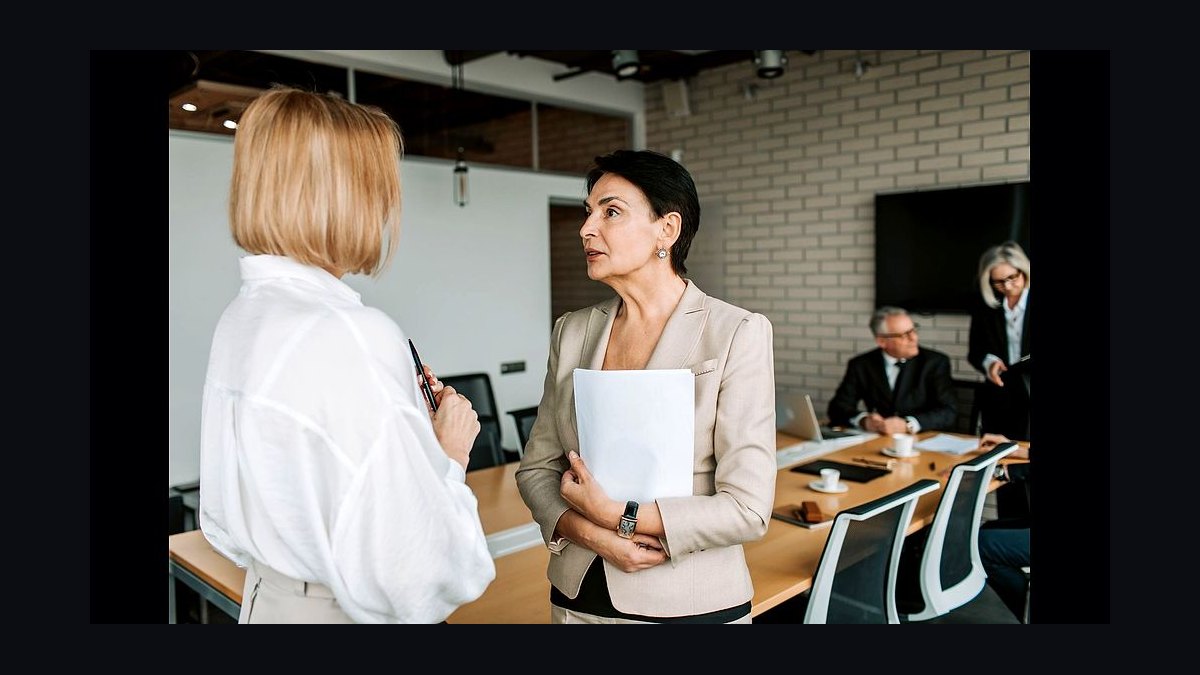 What are the first 90 days of a new Chief Revenue Officer in 2027?