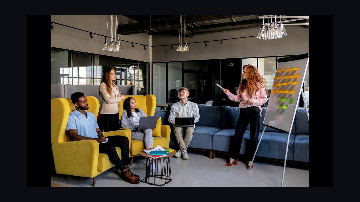 How do you align sales and customer success in 2027?