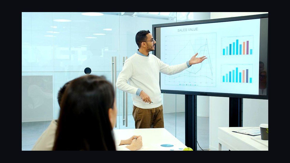 How do you handle a sales reorg without losing pipeline in 2027?