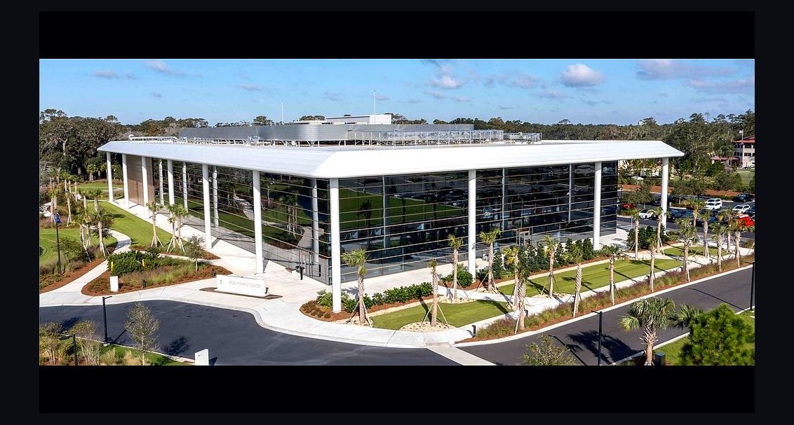 How does the PGA Tour business and the LIV Golf situation work in 2027?