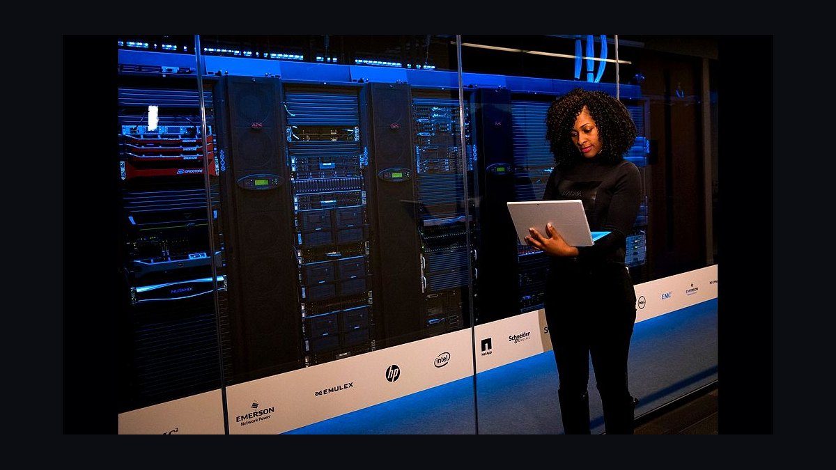 What are data clean rooms and how does privacy-safe data collaboration work in 2027?