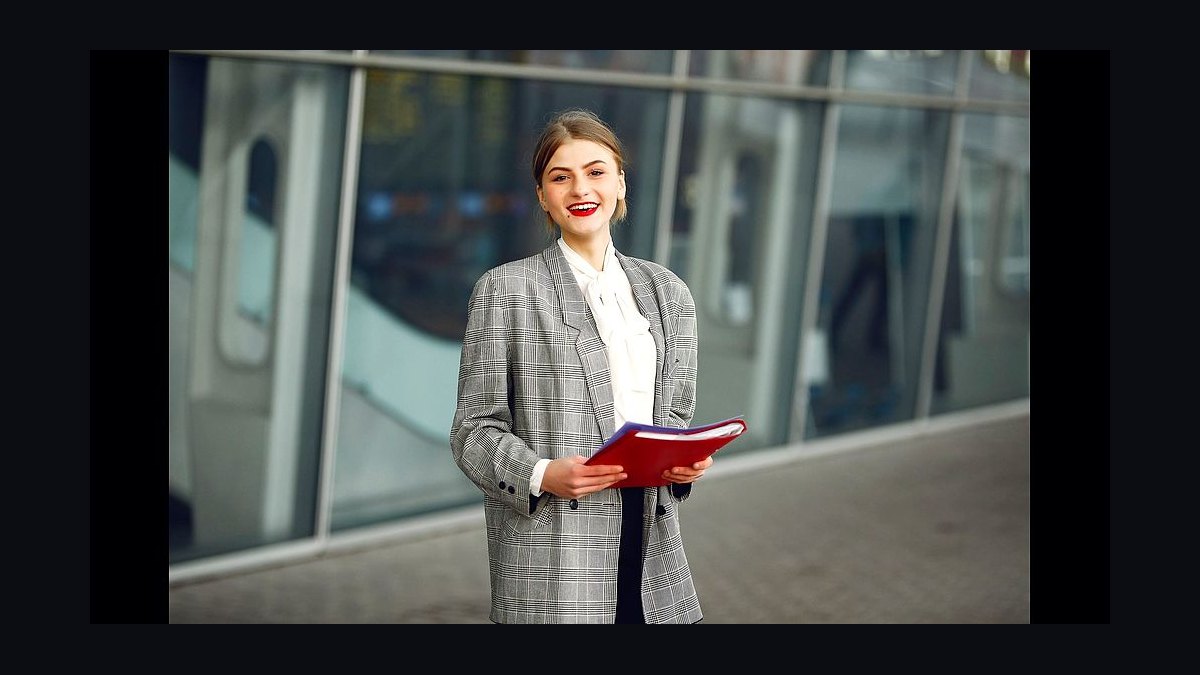 Why are forward-deployed engineers the hottest GTM hire in 2027 — figure 2