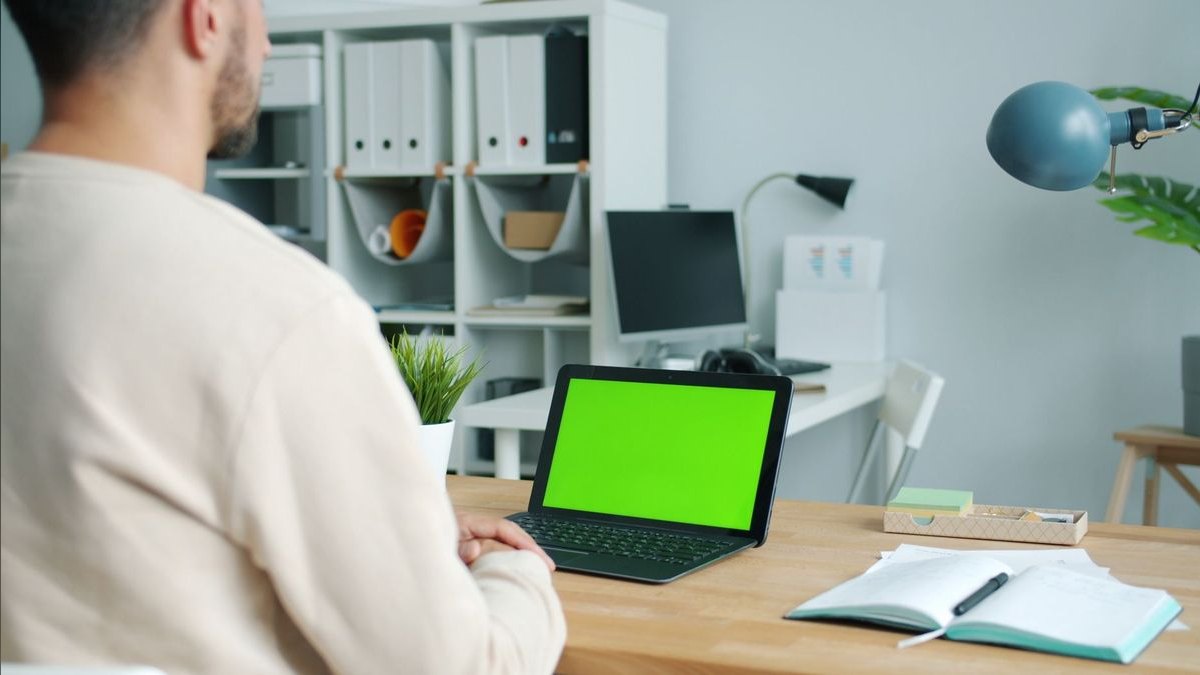 What's the right way to map an enterprise org chart in CRM?