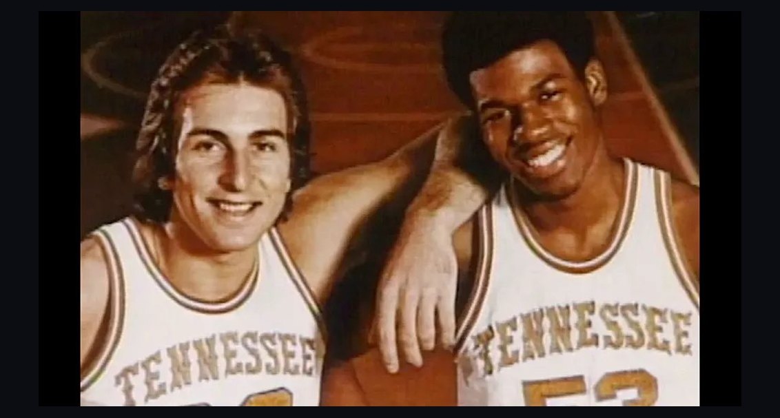 How much do Tennessee men’s basketball players earn from NIL in 2027?