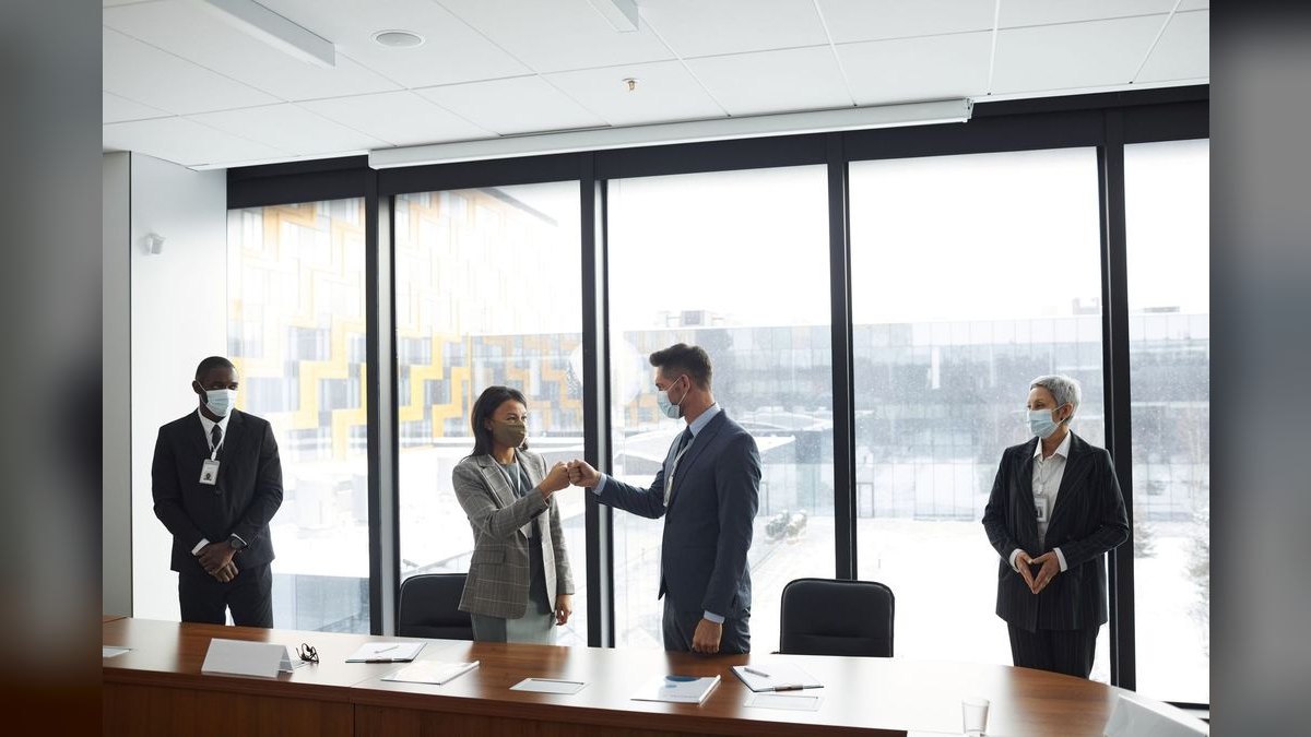 When should I bring in the CEO on an enterprise deal — figure 5
