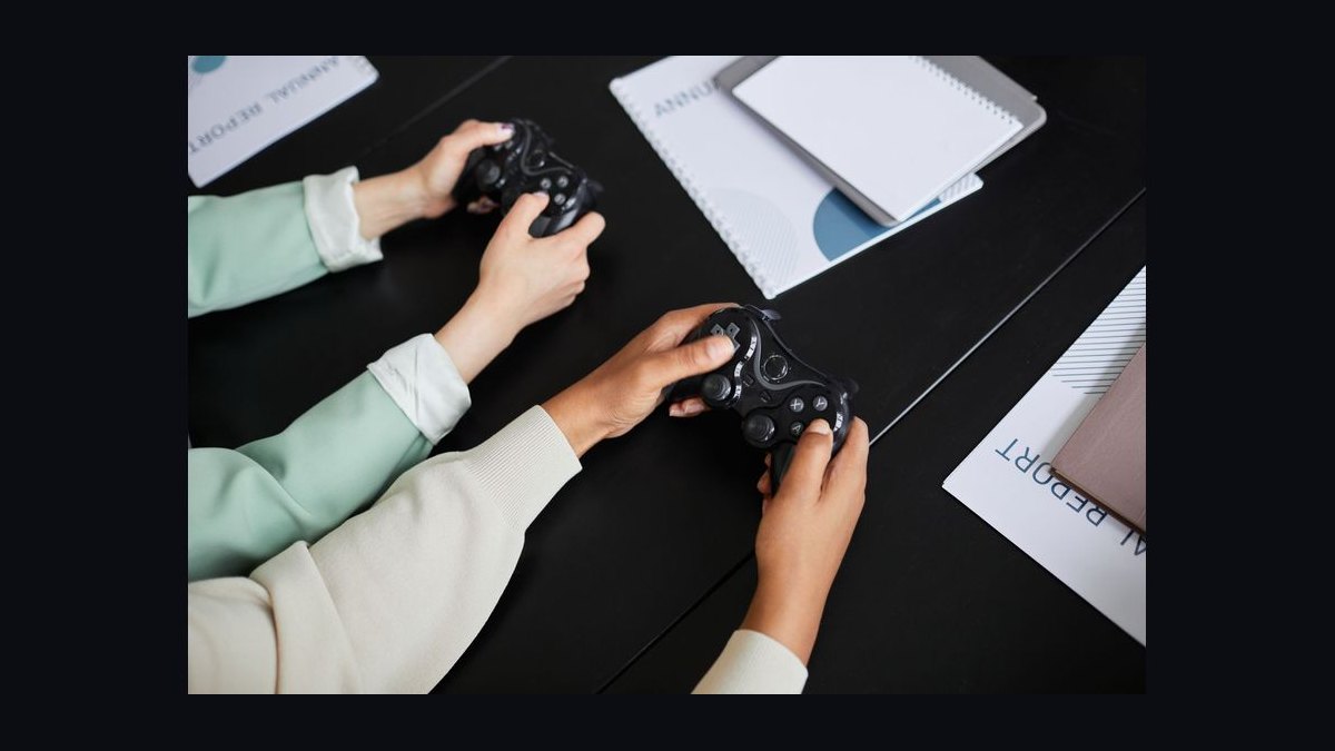 How'd you fix Mythical Games's revenue issues in 2026 — figure 7