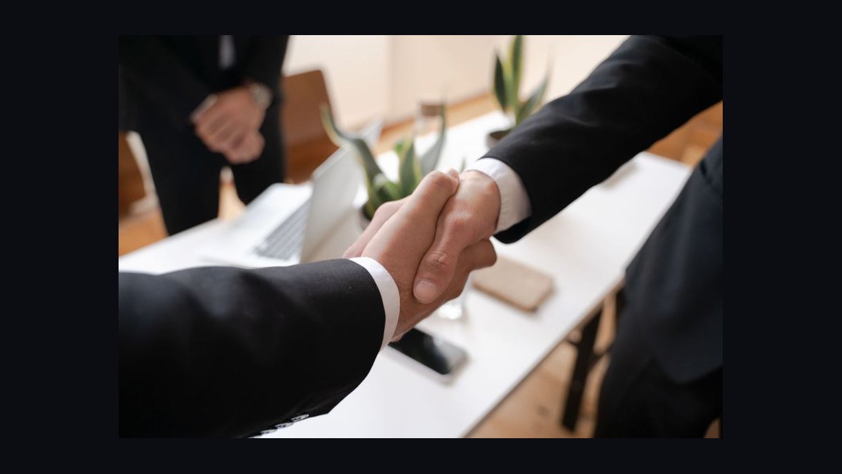 How do you coach a rep to trade concessions instead of caving — figure 5