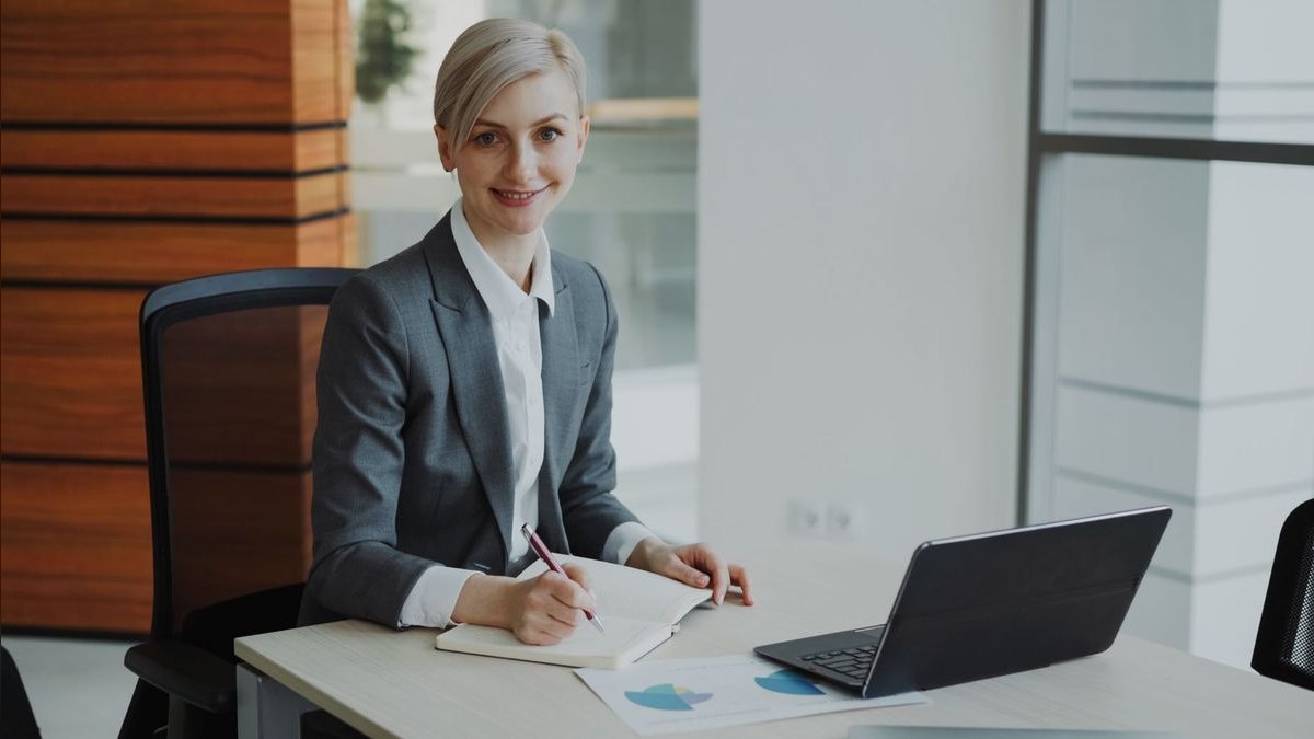 How do you coach a rep who freezes on executive calls — figure 5