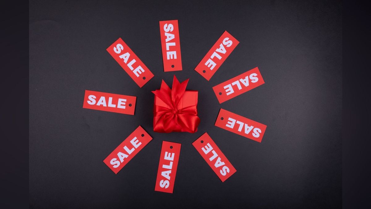 How do you coach a brand-new sales manager on their first hire — figure 2