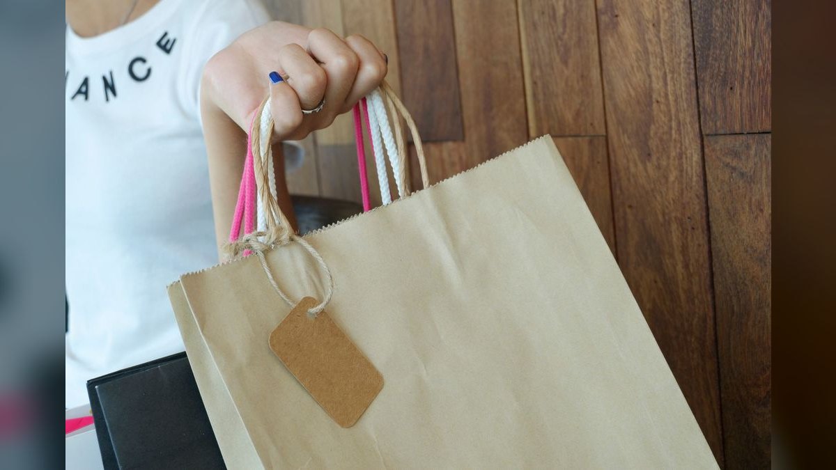 How do you coach a brand-new sales manager on their first hire — figure 5