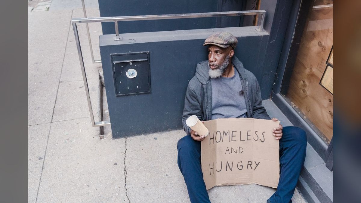 Should I open or buy a Hungry Howie's franchise in 2027 — figure 4