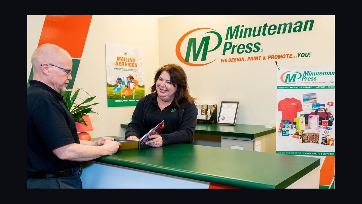 Should I open or buy a Minuteman Press franchise in 2027?