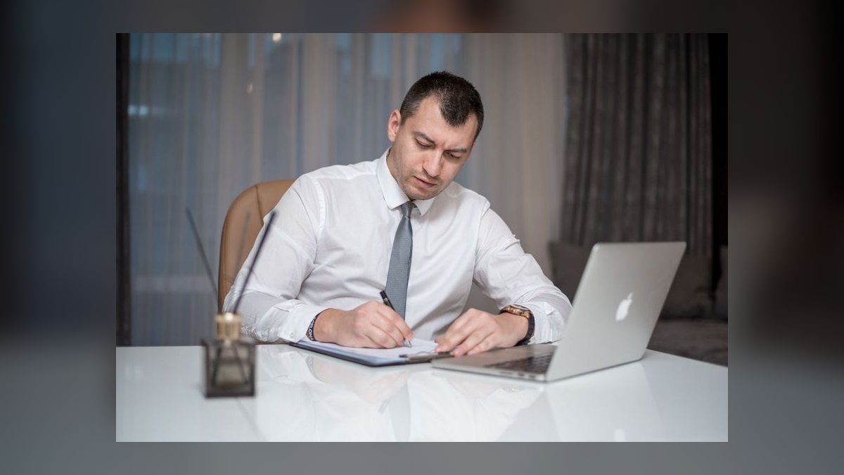 Should I open or buy a Garage Living franchise in 2027 — figure 4