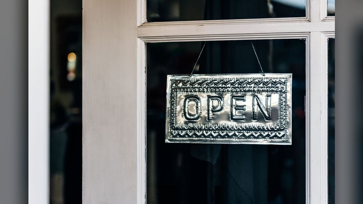 Should I open or buy a Five Star Bath Solutions franchise in 2027 — figure 2