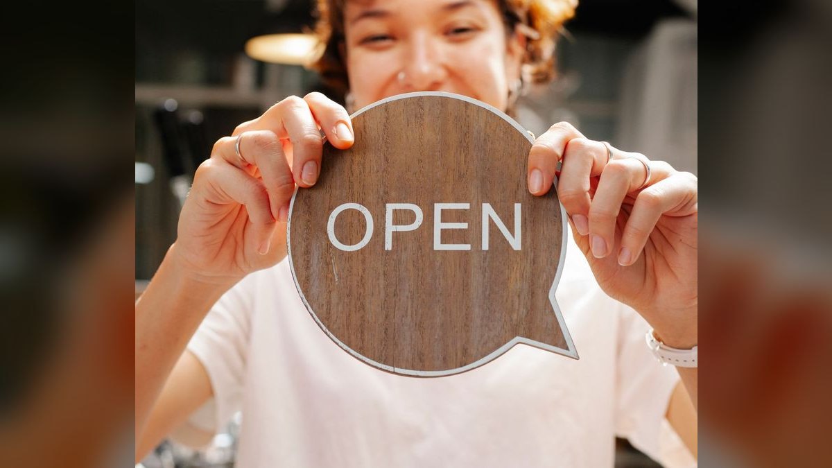 Should I open or buy a Friendly's Family Restaurant franchise in 2027 — figure 6