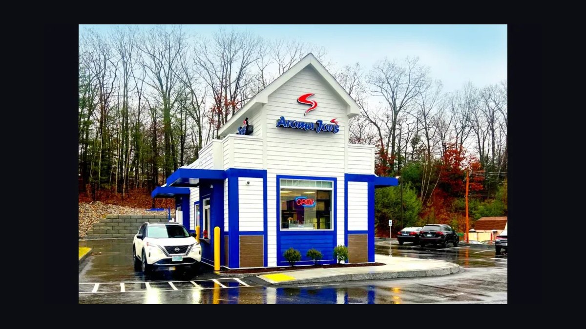 Should I open or buy an Aroma Joe's Coffee franchise in 2027 — figure 2