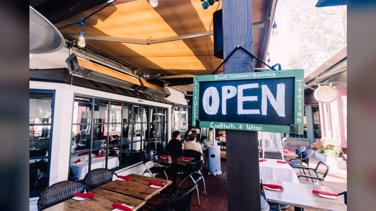Should I open or buy a PDQ Restaurants franchise in 2027 — figure 3