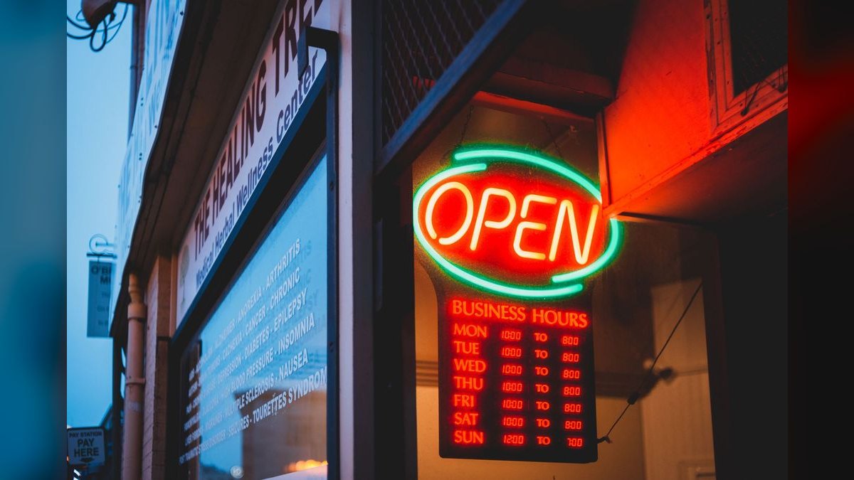 Should I open or buy a PDQ Restaurants franchise in 2027 — figure 6