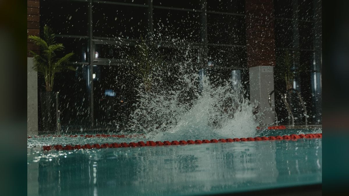 Should I open or buy a SafeSplash Swim School franchise in 2027 — figure 6