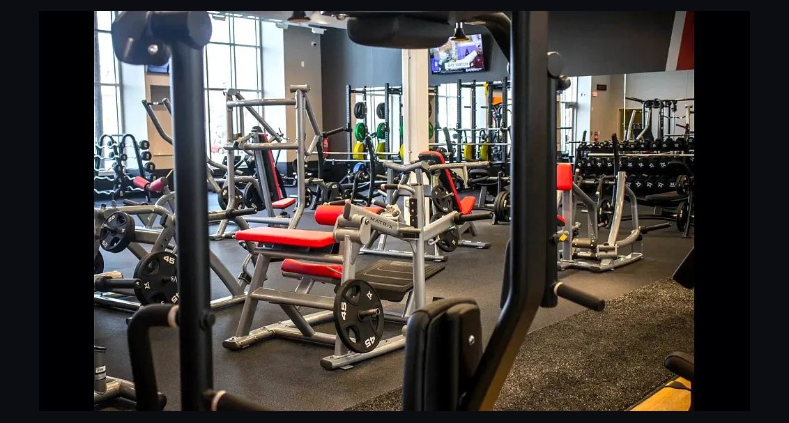 Should I open or buy an Xponential Fitness brand franchise in 2027?