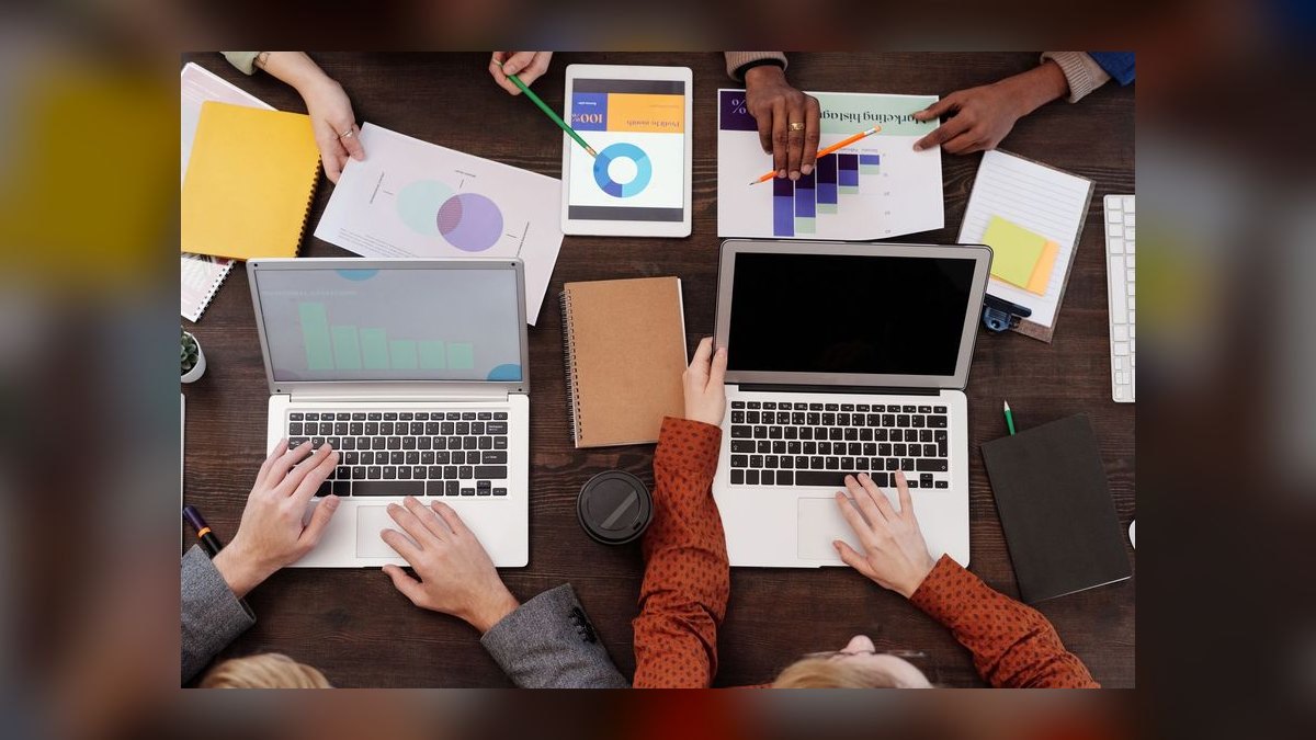 How does HubSpot compete against AI-native CRMs — figure 9