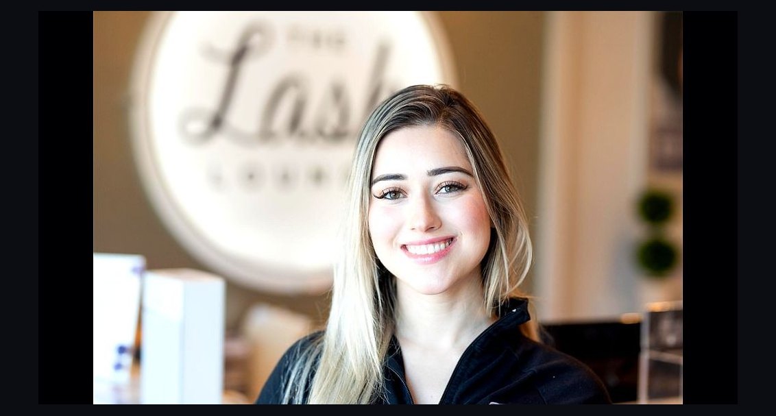Should I open or buy a The Lash Lounge franchise in 2027?