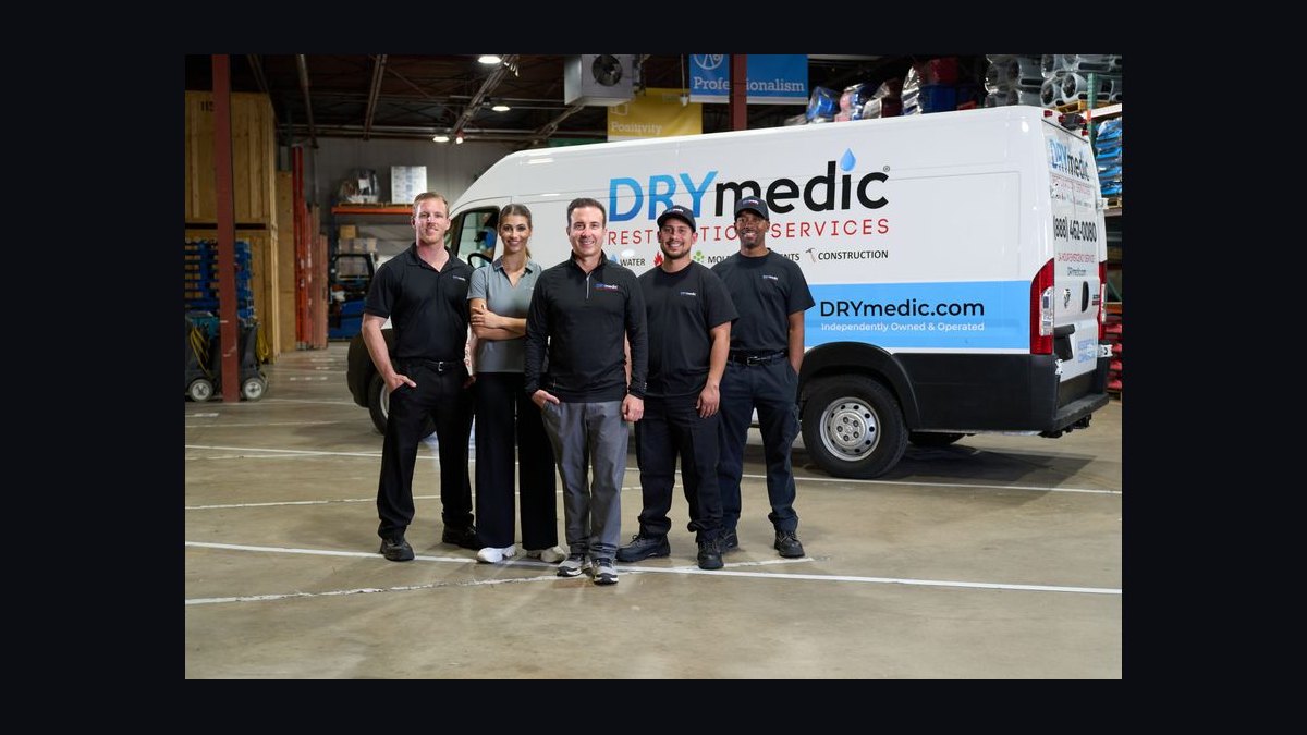 Should I open or buy a DRYmedic franchise in 2027 — figure 3