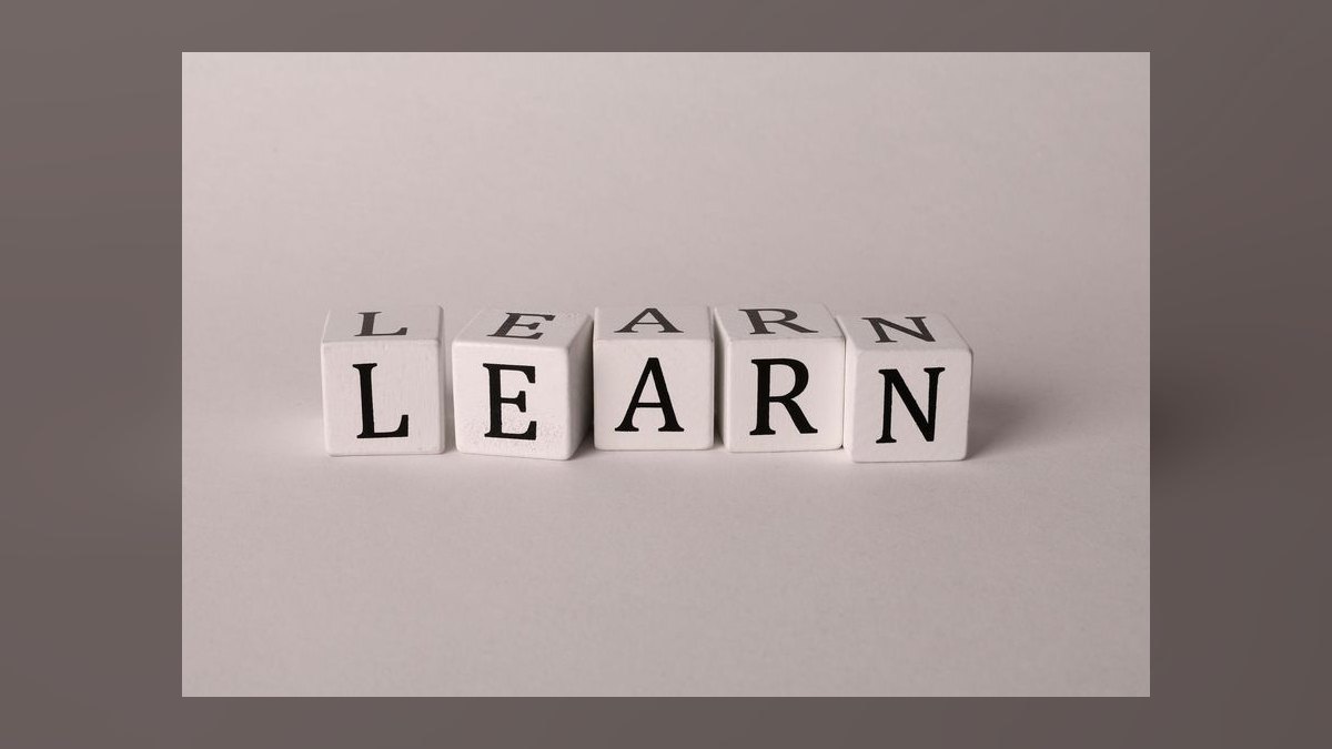 Should I learn Salesforce or HubSpot in 2027 — figure 9