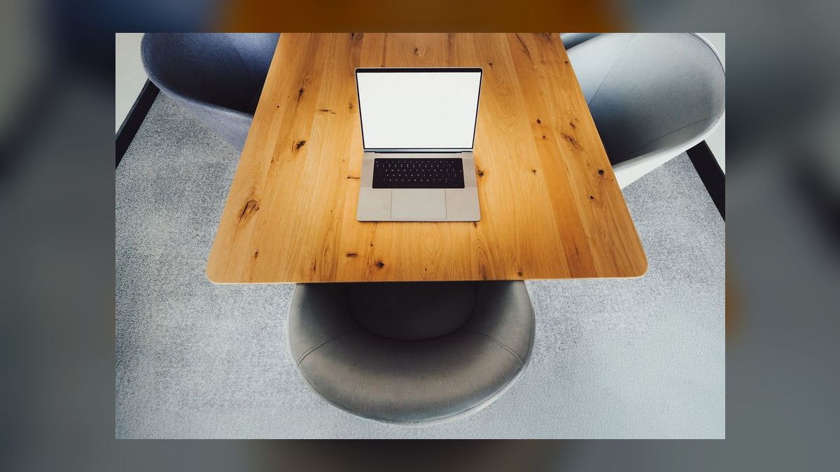 How does Salesforce onboarding compare to AI-native CRMs — figure 8