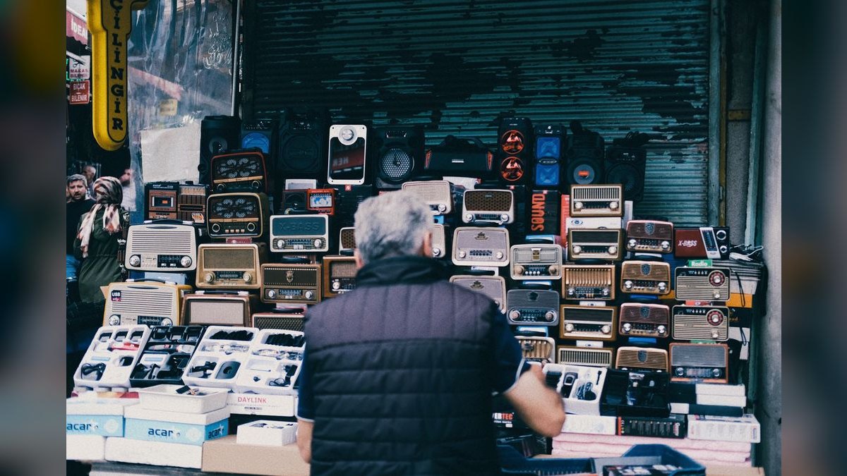 How Many Sales Reps Do I Need to Hire for My Equipment Rental Company?