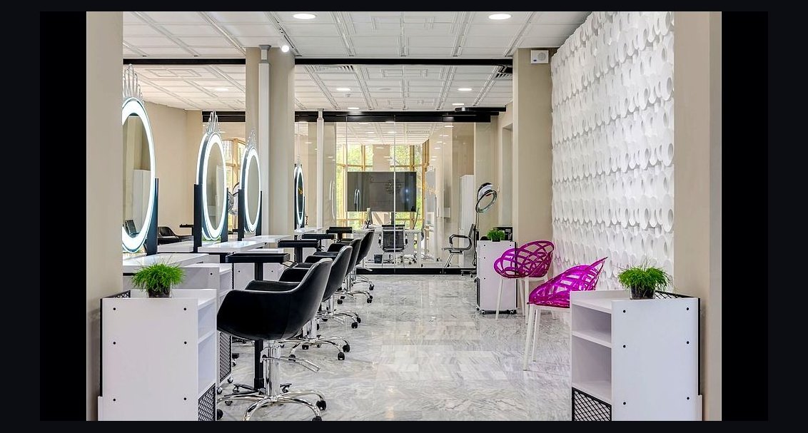 How Many Stylists Should I Schedule Each Day at My Hair Salon in 2026?
