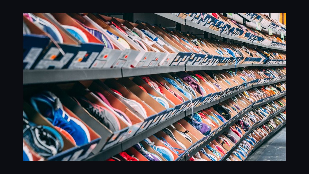 How Many Salespeople Should I Schedule Each Day at My Sporting Goods Store — figure 8