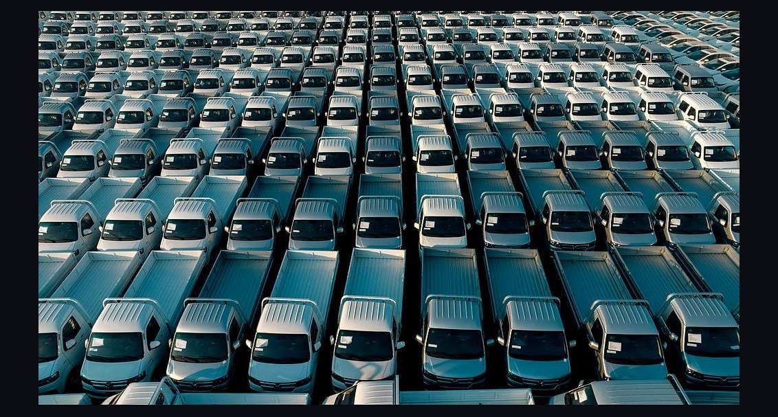 How Many Staff Should I Schedule Each Shift Across My Food Truck Fleet in 2026?