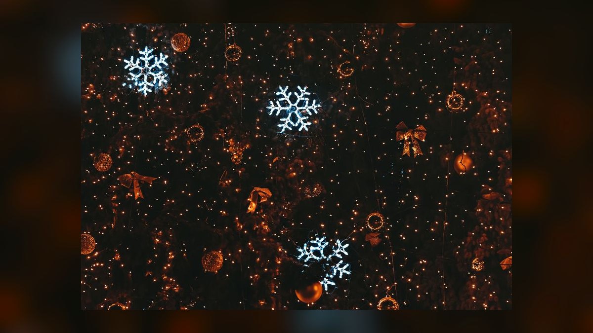 What is Snowflake AI strategy in 2027 — figure 9