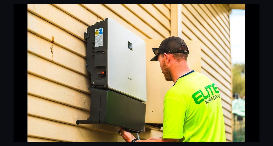 How Do I Get My Solar Reps to Sell Batteries and Add-Ons in 2026?